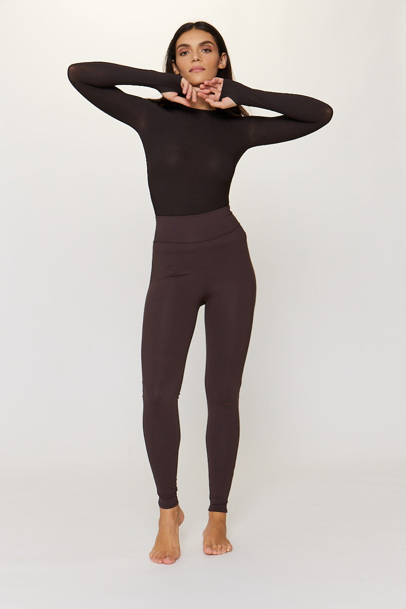 Tuxedo Legging Archive