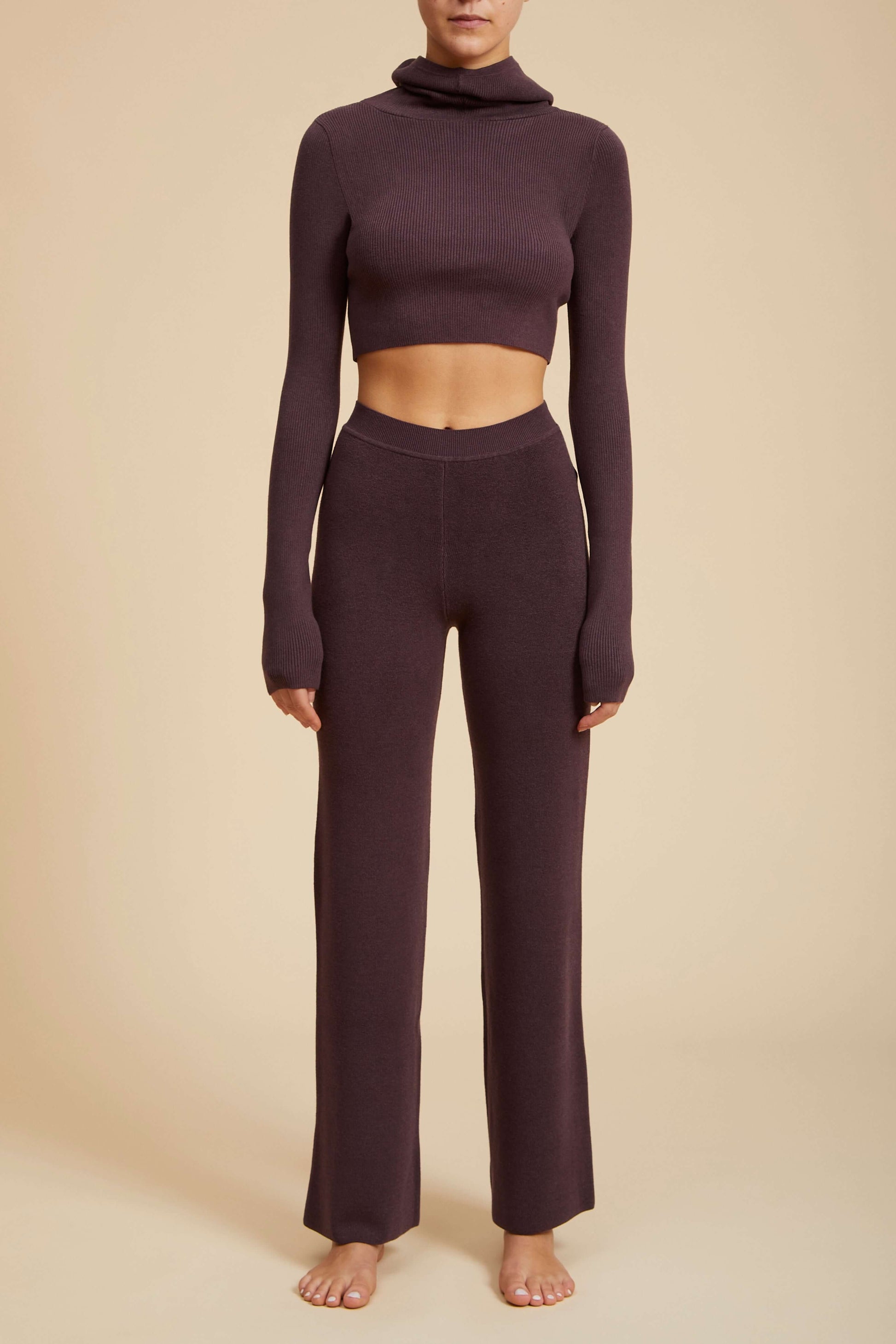 Alba Pant Archive