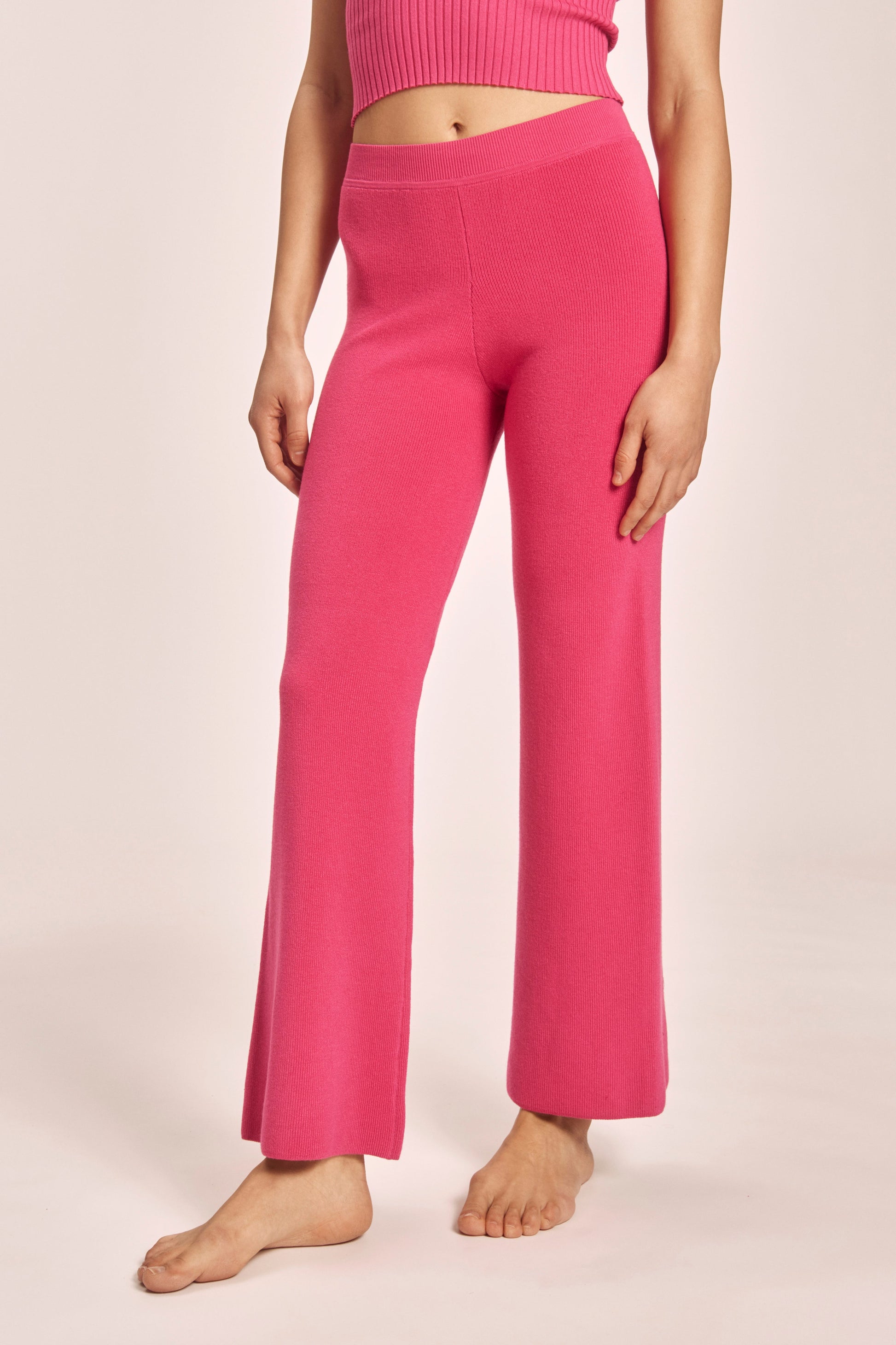 Alba Pant Archive