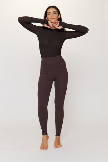 Tuxedo Legging Archive