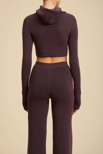 Alba Pant Archive