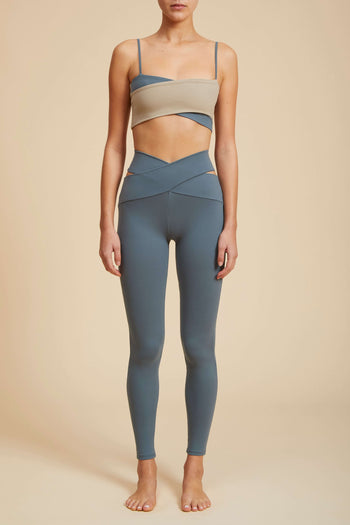 Live The Process Orion Legging. Over the moon. Truly, madly, deeply we're in love with our Orion Legging—our statement style featuring a criss-cross waist that works wonders on all bodies. Elegantly cut (and cut-out), your legs will thank us.