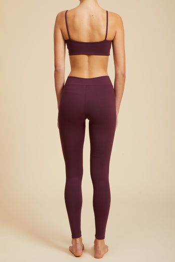 V Legging Archive